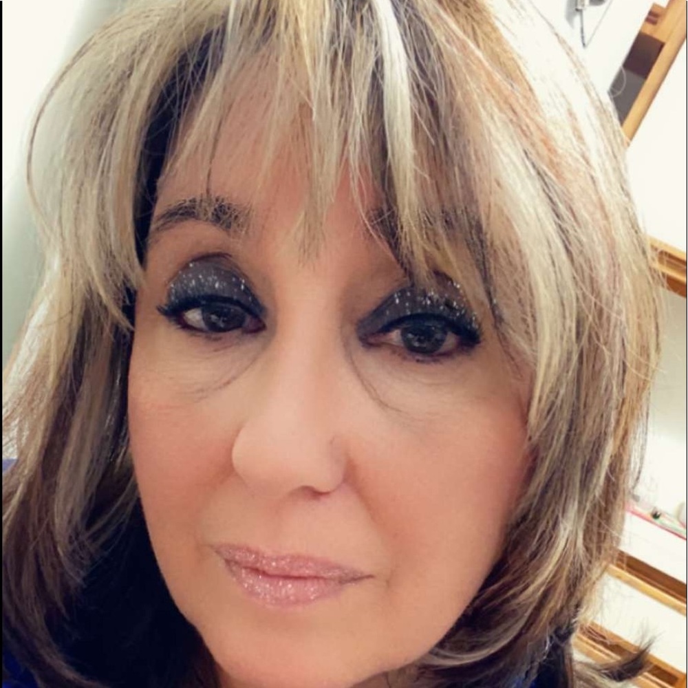 Meet your Posher, Regina